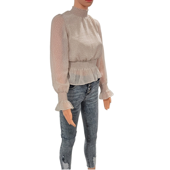 Chic Cream Long Sleeve Blouse - Picture 3 of 11